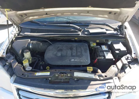 2012 Chrysler Town & Country Touring from USA, damaged, VIN 2C4RC1BG3CR127141